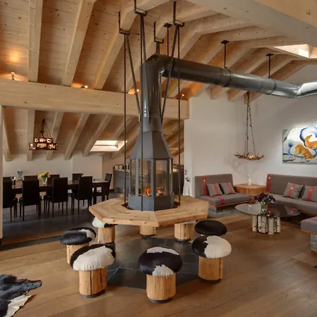 公寓 Chalet Courmayeur: Your Alpine Sanctuary 库马约尔